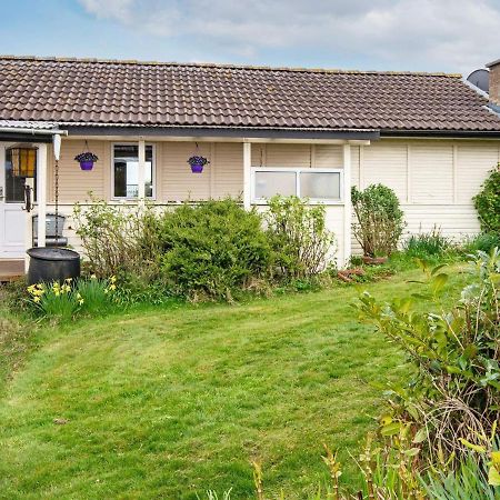4 Person Holiday Home In Augustenborg Asserballeskov Esterno foto