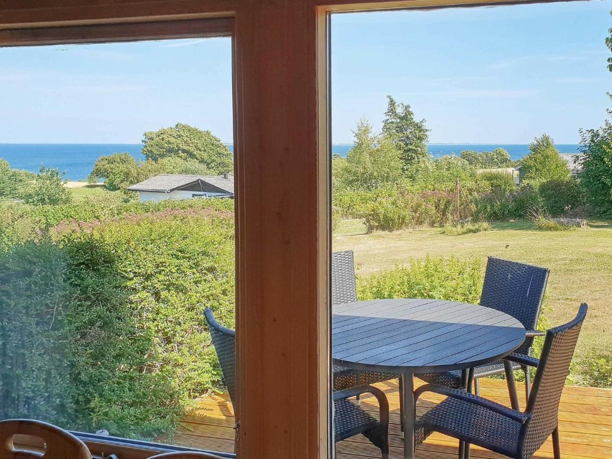 4 Person Holiday Home In Augustenborg Asserballeskov Esterno foto