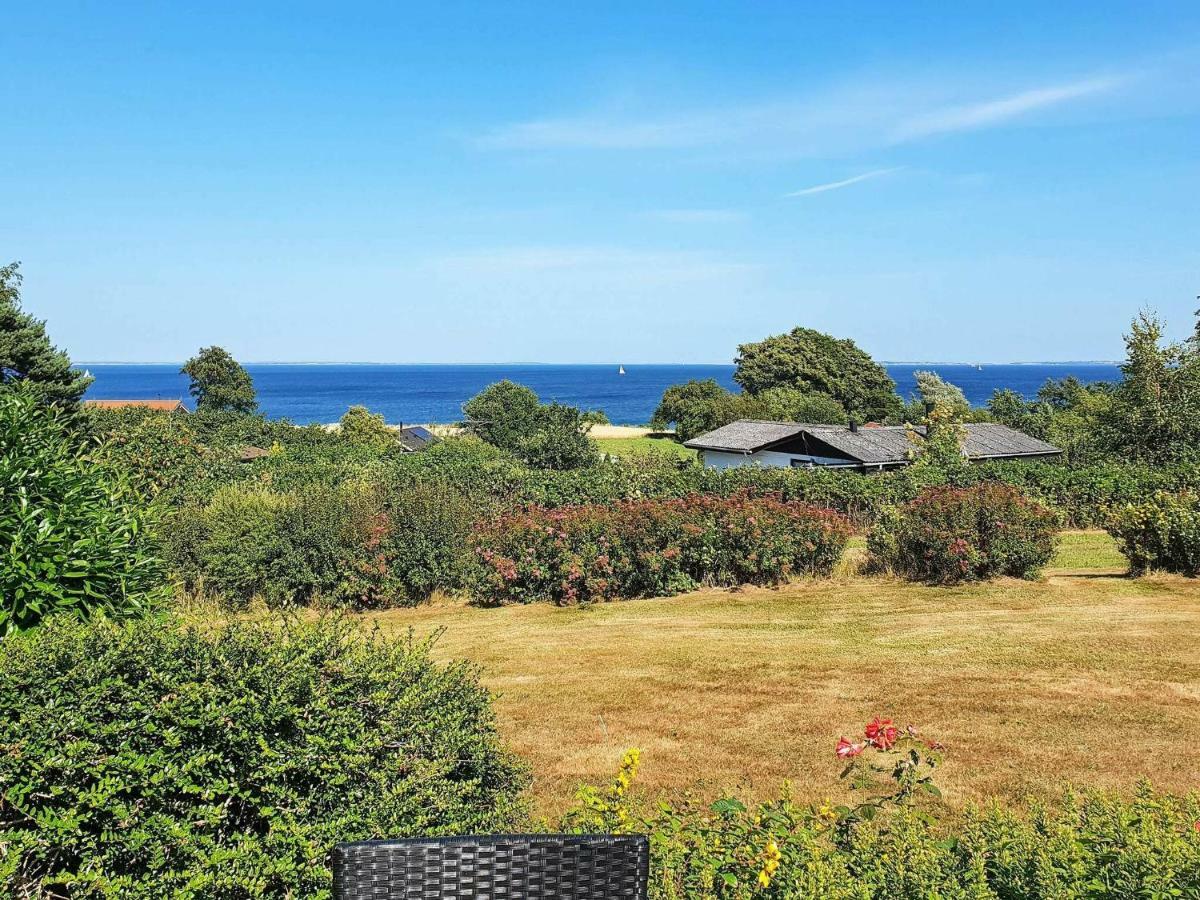 4 Person Holiday Home In Augustenborg Asserballeskov Esterno foto